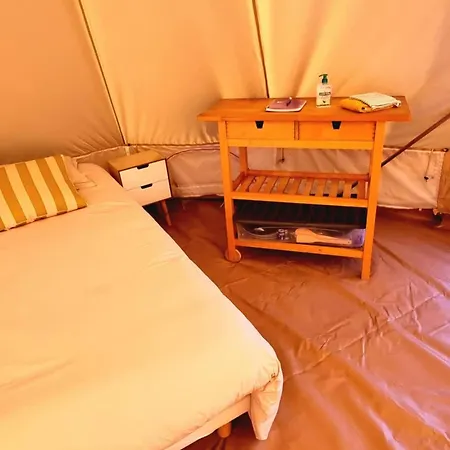 Glamping Tente Confortable Pour 4 Personnes