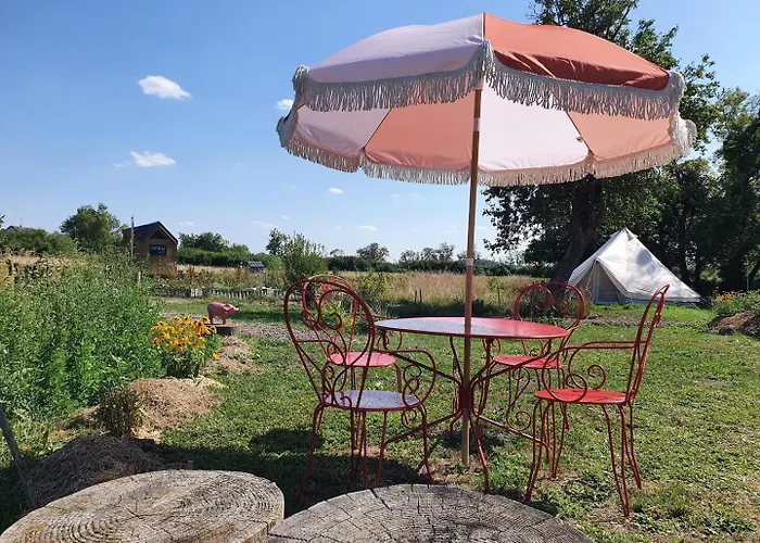 Tente Confortable Pour 4 Personnes * Auboncourt-Vauzelles