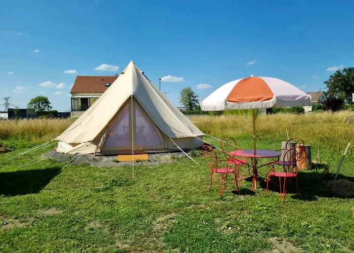 Tente Confortable Pour 4 Personnes אוהל מפואר Auboncourt-Vauzelles